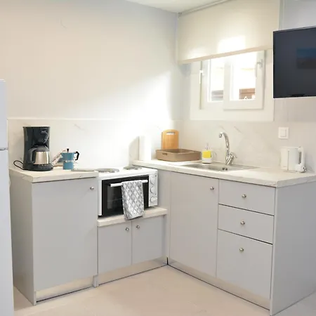Traveller'S Nest Studio Close To Center,Port,Airport Heraklion  Exterior photo
