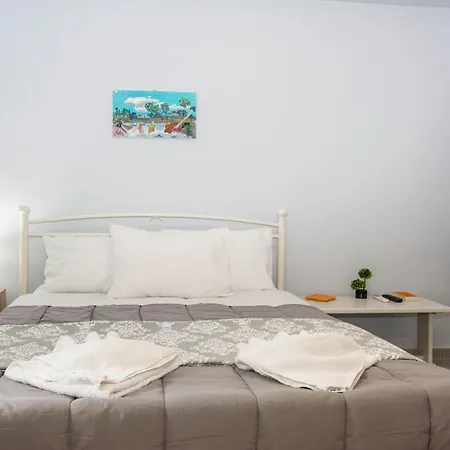 Traveller'S Nest Studio Close To Center,Port,Airport Heraklion  Exterior photo